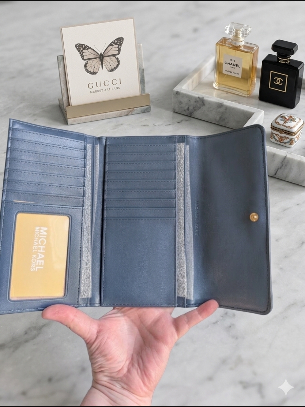 Michael Kors Jet Set Travel Large Trifold Wallet - Navy (NWT) - Picture 6 of 7